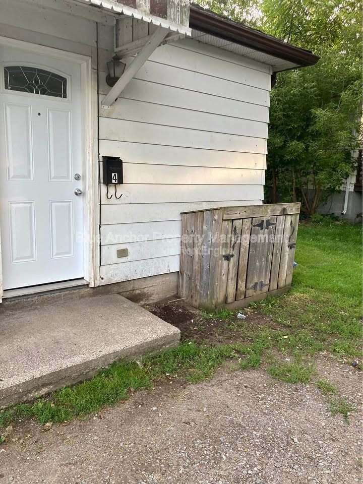 Unit 4 - 106 Byron Street, Trenton, Ontario, Canada, K8V 2Y4 property image