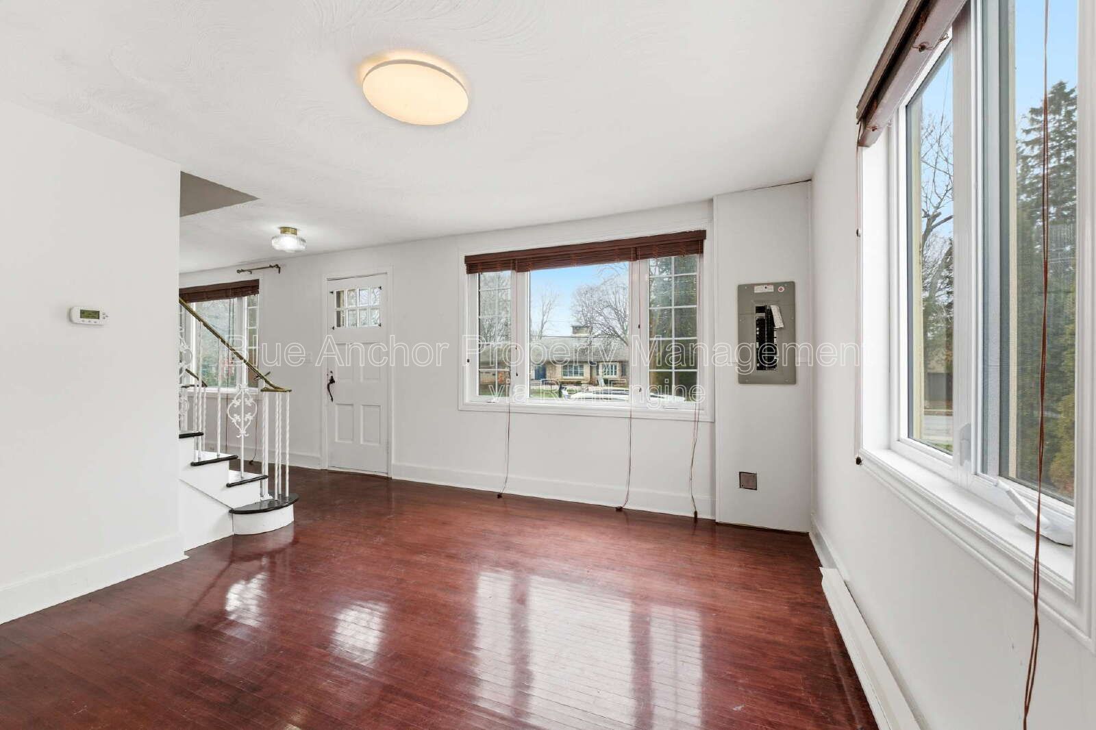 247 Macdonald Avenue Unit 1 Belleville, ON K8N 1W3 property image