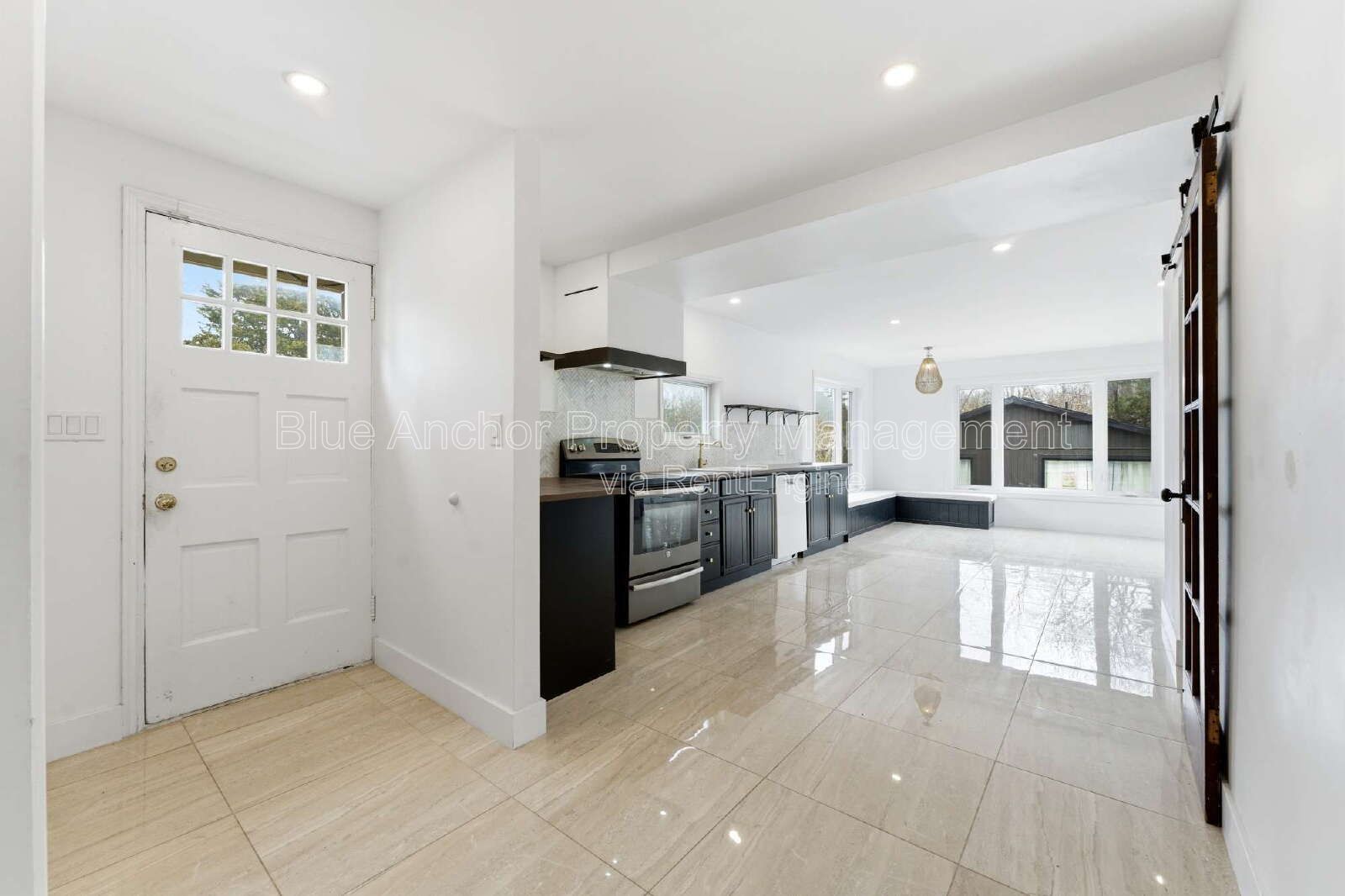 247 Macdonald Avenue Unit 1 Belleville, ON K8N 1W3 property image