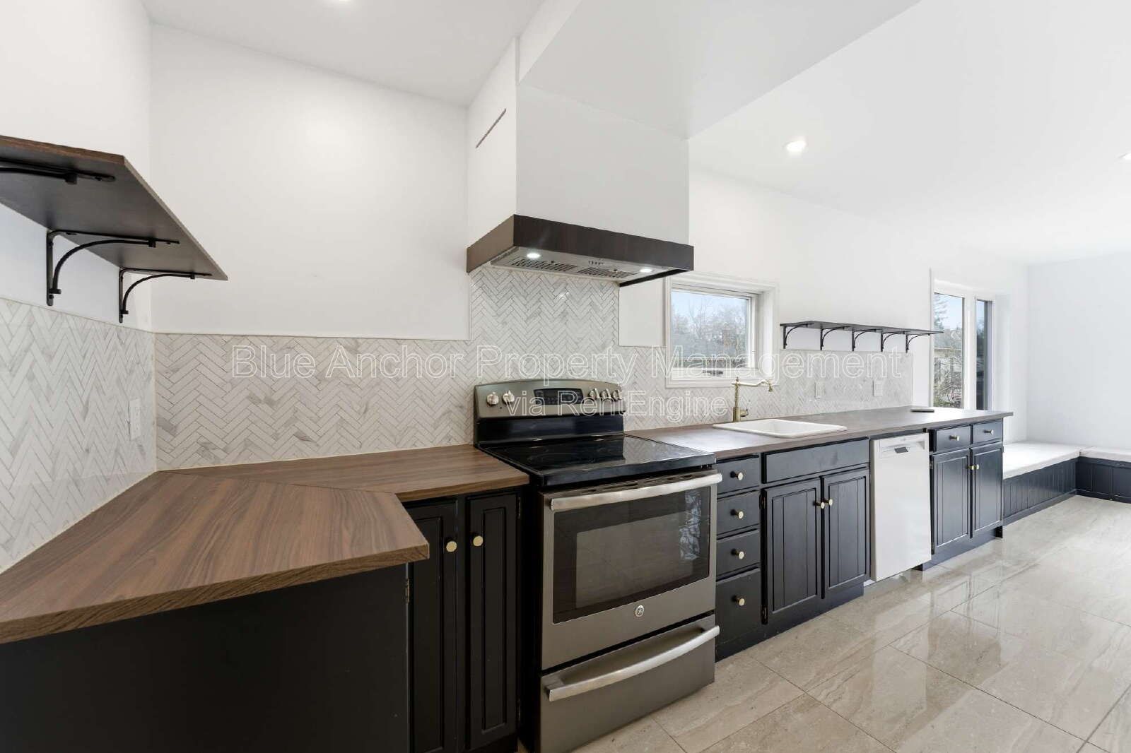 247 Macdonald Avenue Unit 1 Belleville, ON K8N 1W3 property image