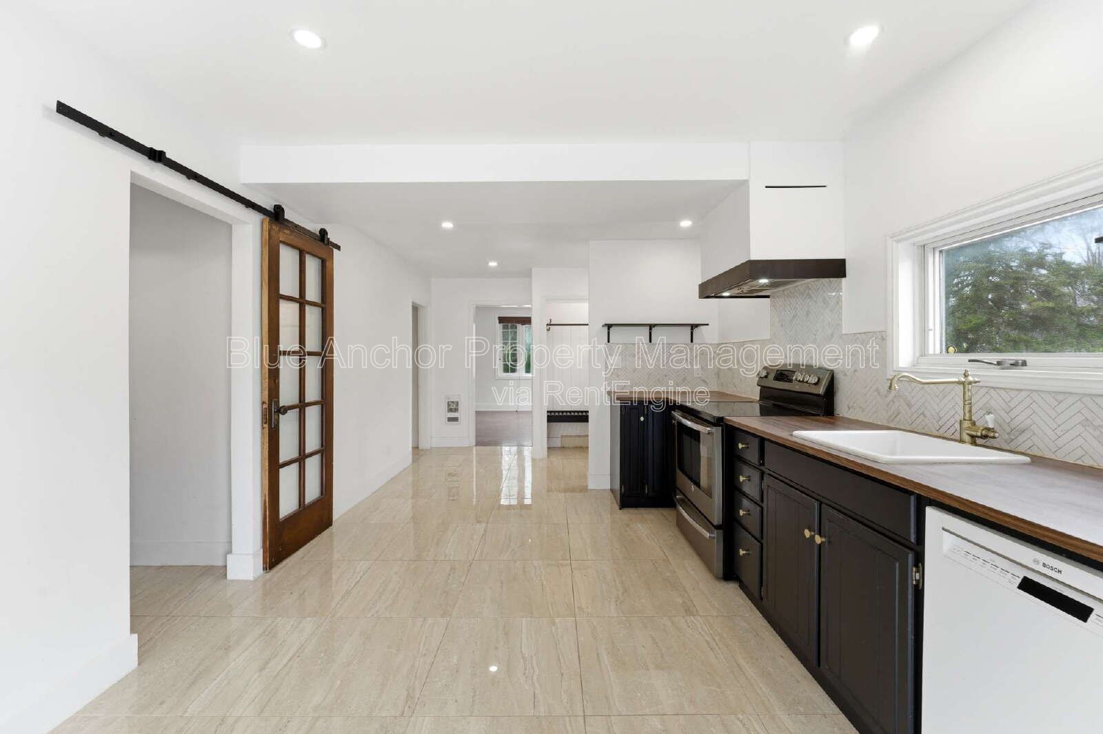 247 Macdonald Avenue Unit 1 Belleville, ON K8N 1W3 property image