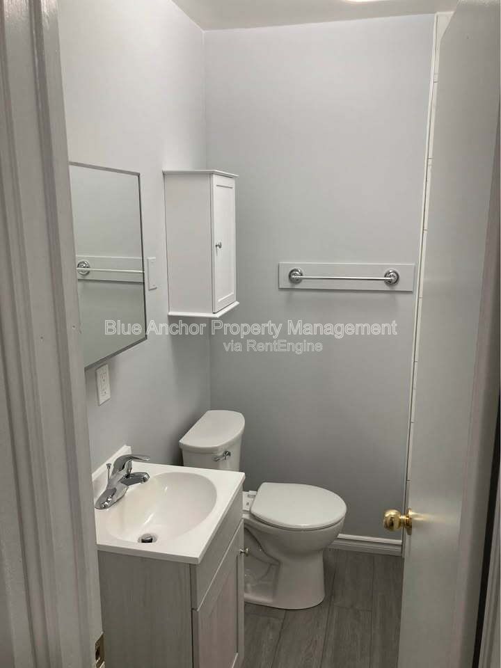 Unit 4 - 106 Byron Street, Trenton, Ontario, Canada, K8V 2Y4 property image